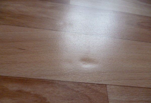 Remove dents from linoleum