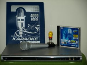 how to connect karaoke to TV