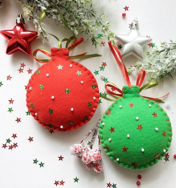 Felt Christmas tree ball