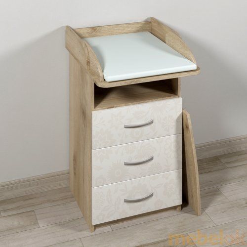 Baby changing table