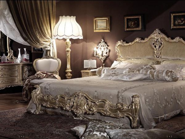 Baroque style bedroom