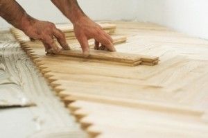 Laying parquet on plywood