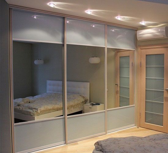 Built-in wardrobe