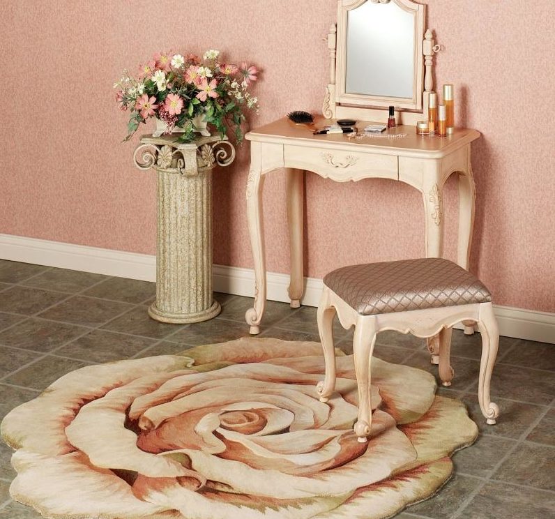 Carpet in the shape of a tea rose.
