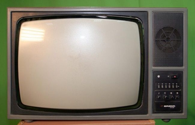 How to turn on the TV without a remote control