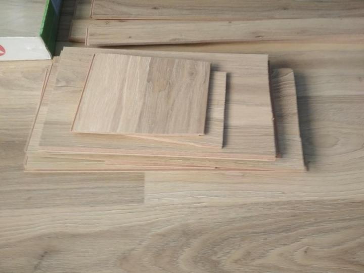 Remains of laminate.