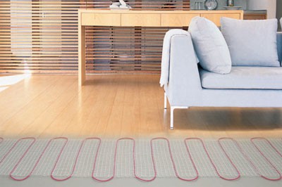 Laying heated floors under laminate