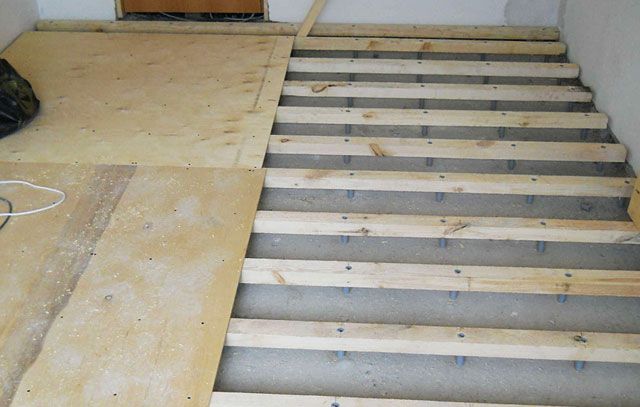 Plywood for laminate