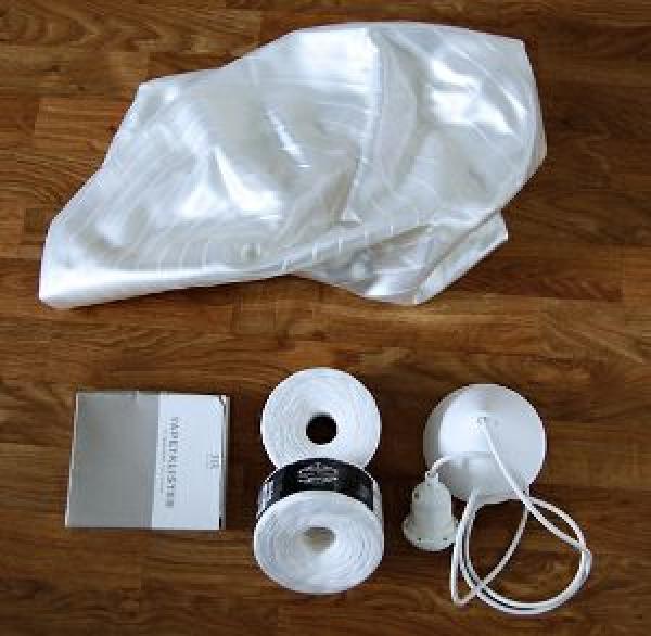 Lampshade made of threads