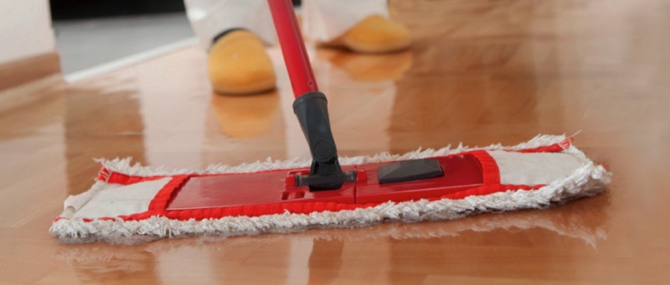 do not wash the floor on the road