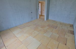 Plywood for parquet boards.