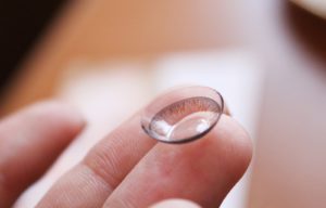 Biocompatible contact lenses