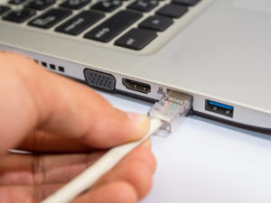 How to connect laptop to laptop via LAN port