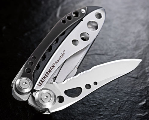 A set of tools that every girl should have in her home