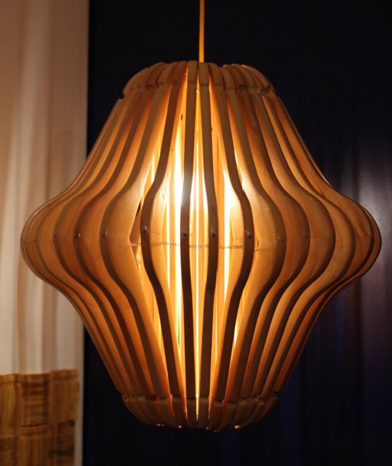 Another option for a lamp made from a hanger.