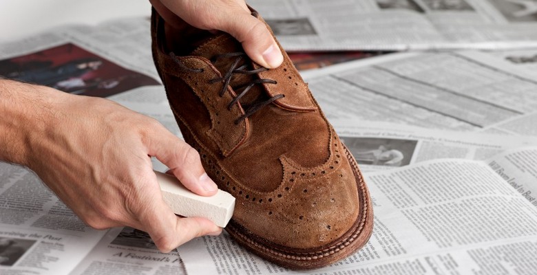 cleaning shoes with starch