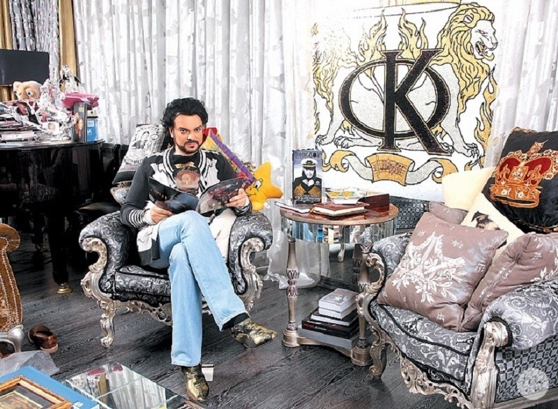 creepy interiors of stars