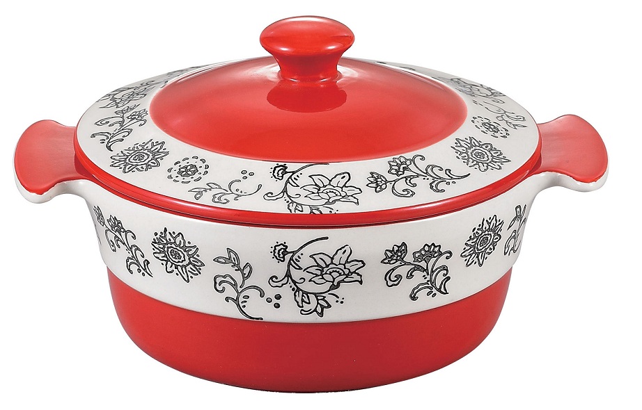 Ceramic pan in the kitchen