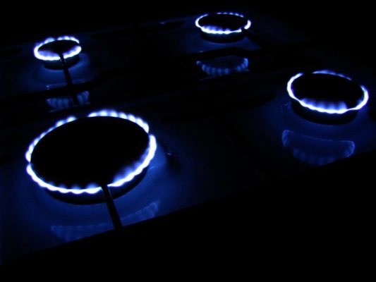 How to understand that a gas stove is no longer safe