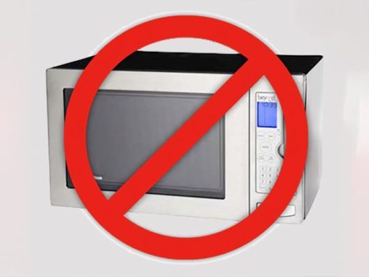 Which US state has banned the import and use of microwaves?