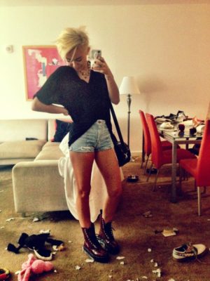 The stars have a mess at home