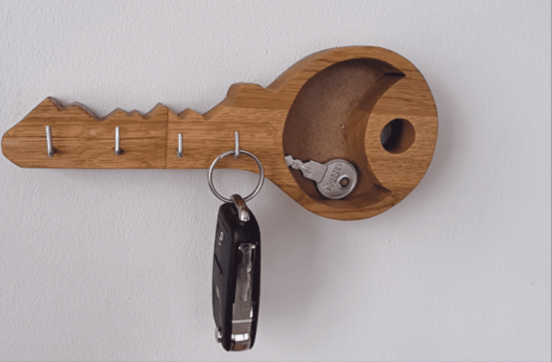 How to make a wall key holder