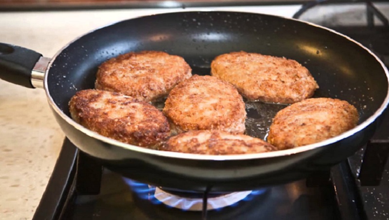 How to fry and not spoil it: mistakes of the housewife, not the frying pan