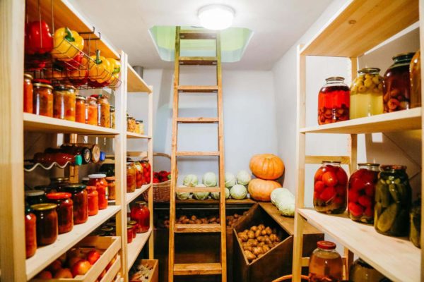 How to live without a refrigerator in the summer