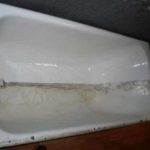 Bathtub painting: before and after.