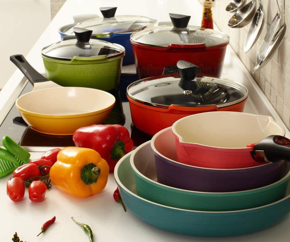 Broth bowl or plate: which is better for the former?