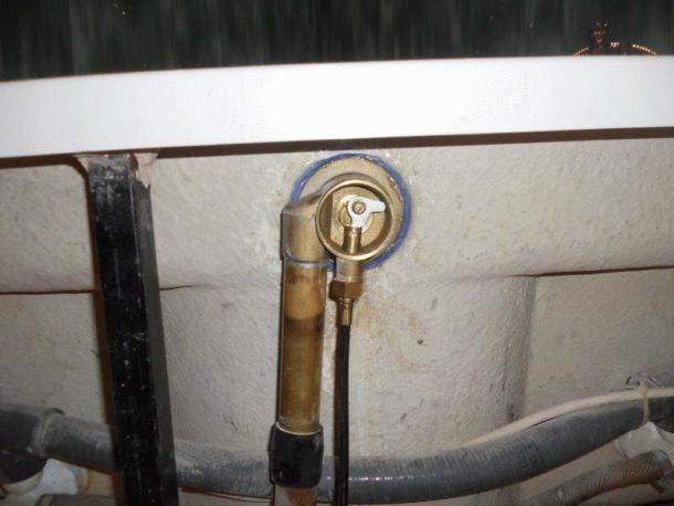 Siphon installation.