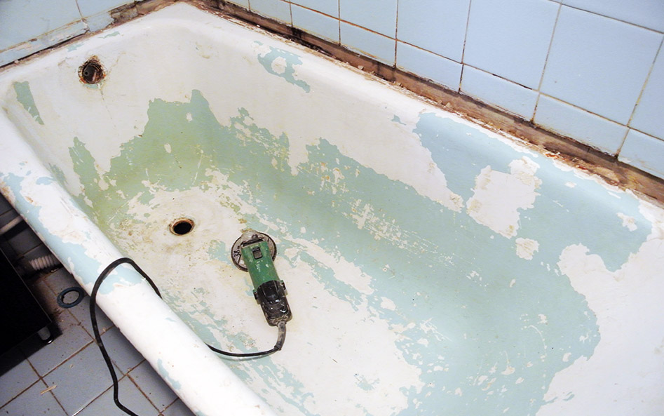 Preparing the bath for restoration.
