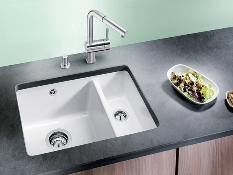 Undermount sink.