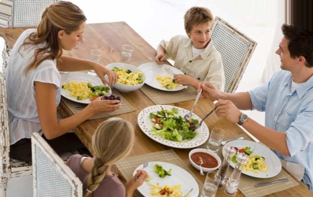 Dishes in the family: is it common or does everyone have their own?