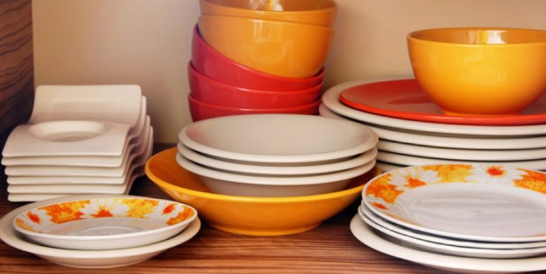 Dishes in the family: is it common or does everyone have their own?