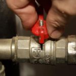 Why can't a ball valve be opened halfway?