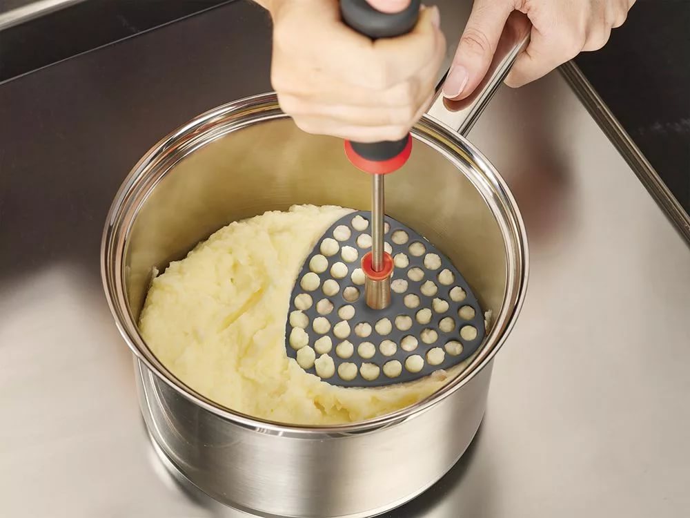 Which masher is better for mashed potatoes?