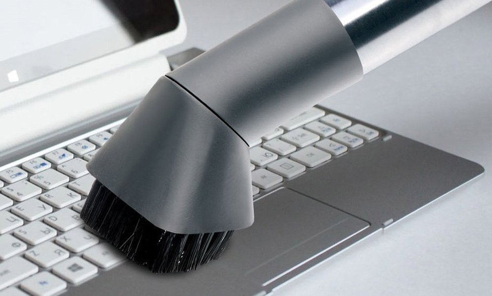 cleaning the keyboard