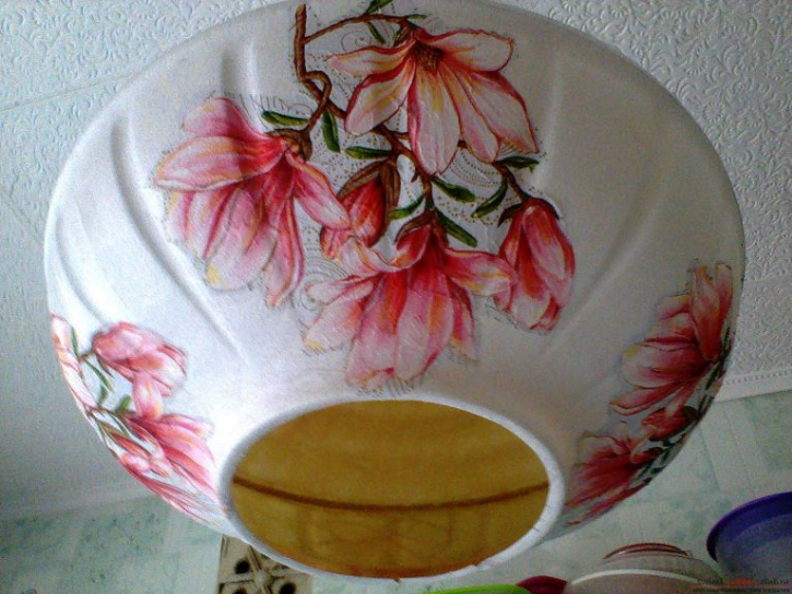 chandelier lamp made of paper napkins