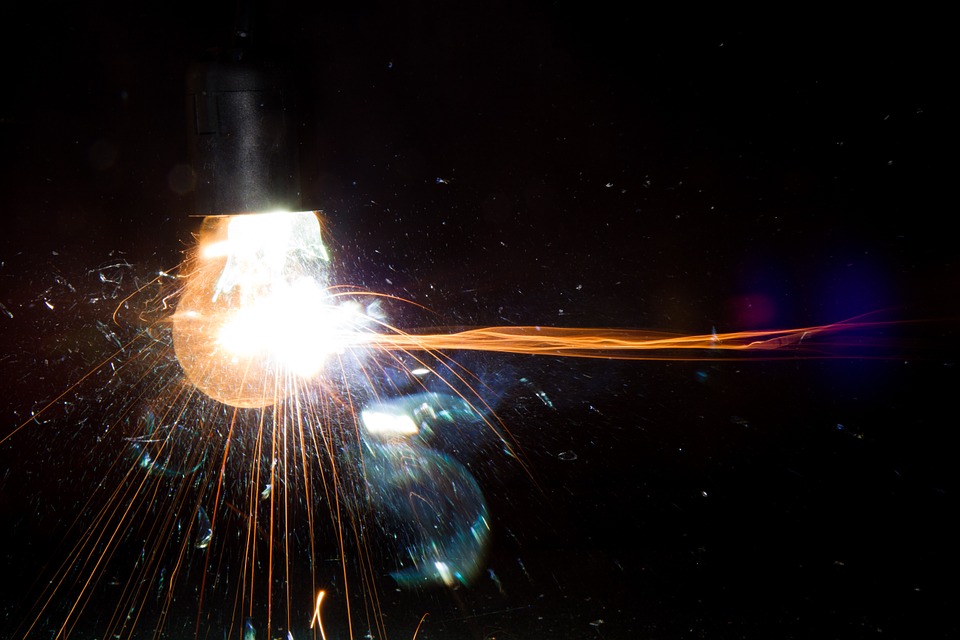 Lamp explosion - title page