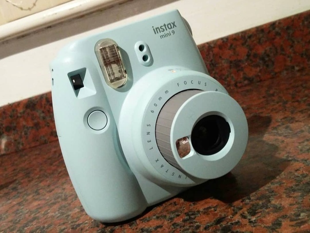 instax camera