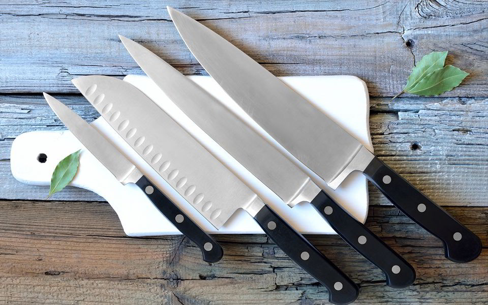 how to choose knife steel