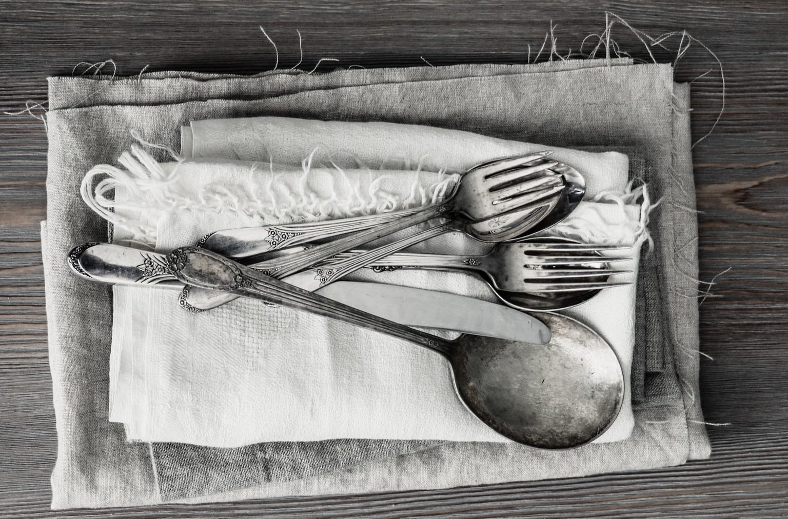 Knives, spoons, forks and ladle