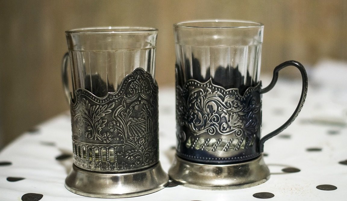 Glasses in cup holders