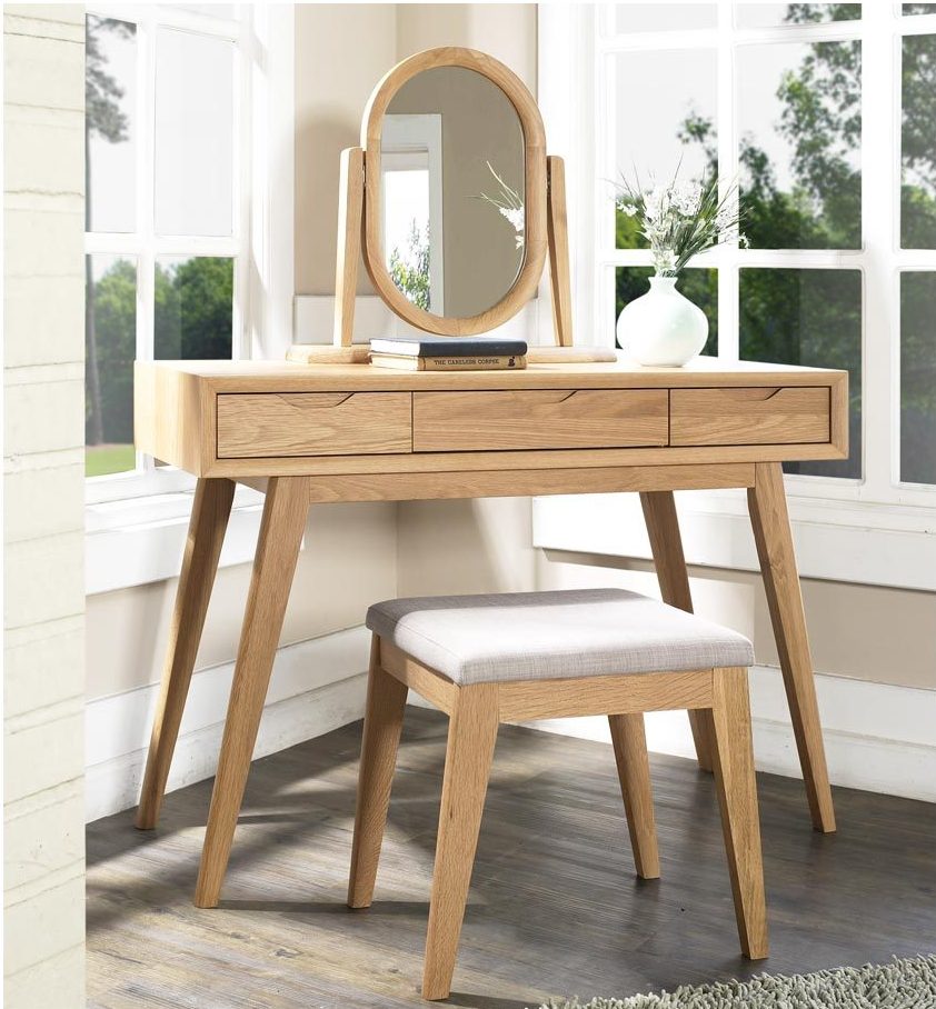 Scandinavian style coffee table 2