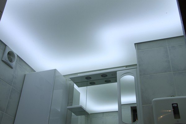 suspended ceiling in the bathroom