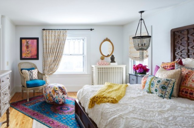 eclectic style bedroom