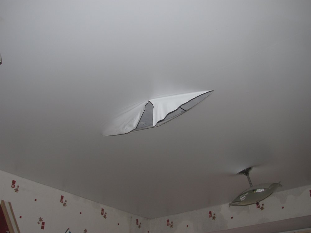 hole in suspended ceiling