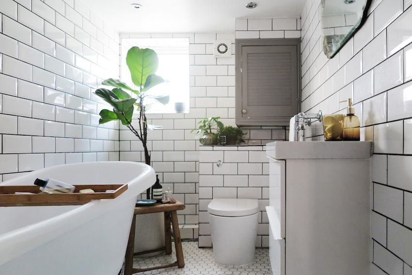 scandinavian style bathroom
