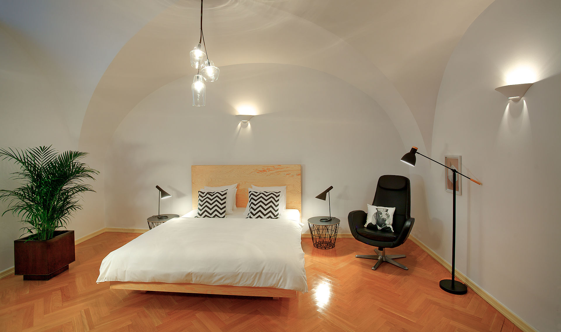 plasterboard ceiling in an apartment
